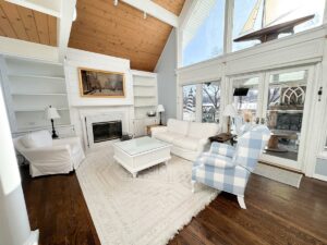 A clean living room in winter.